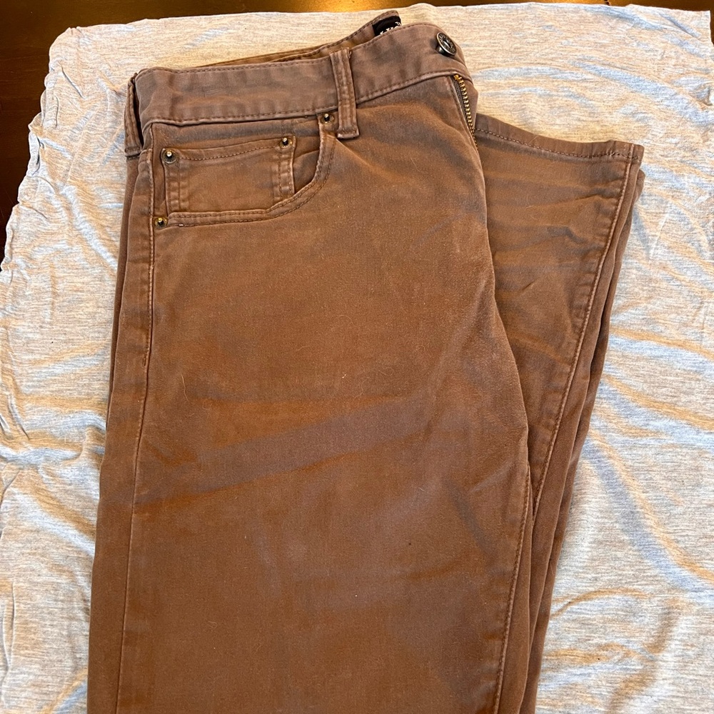 Men’s Lucky Brand chinos 110 skinny 30 x 32